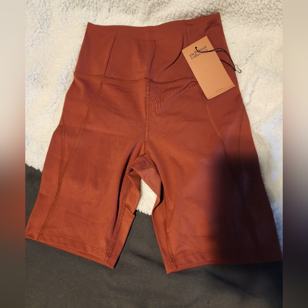 Girlfriend Collective High Waist 8.5" Inseam Bike Shorts 4011